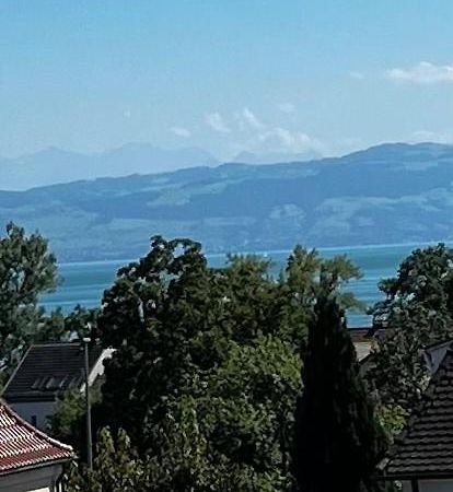Traumhafte Ferienwohnung Mit See Und Bergsicht Friedrichshafen Exterior photo